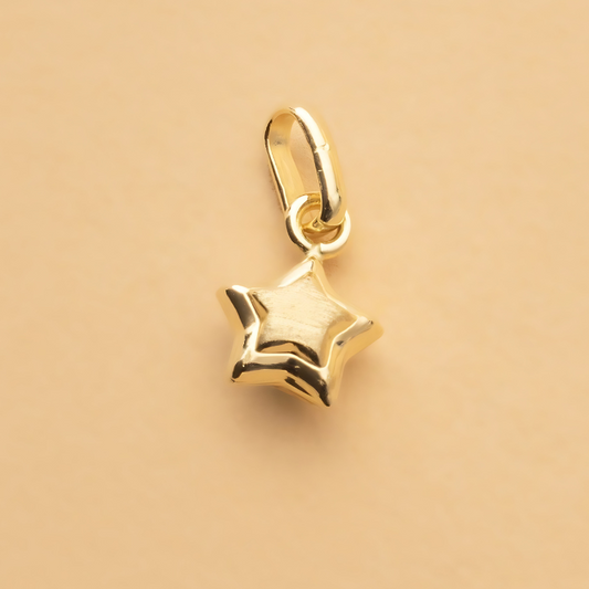 Stella" Star-Shaped Pendant Necklace